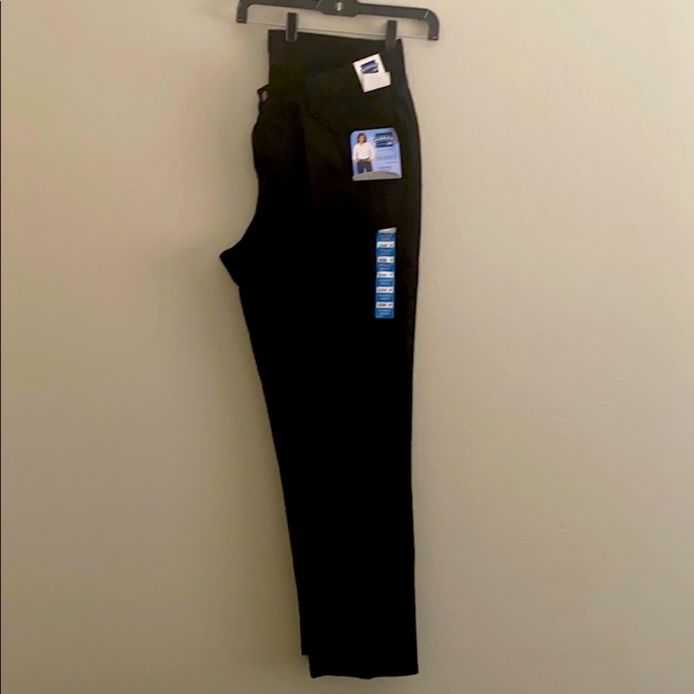 Black eased stretch jeans